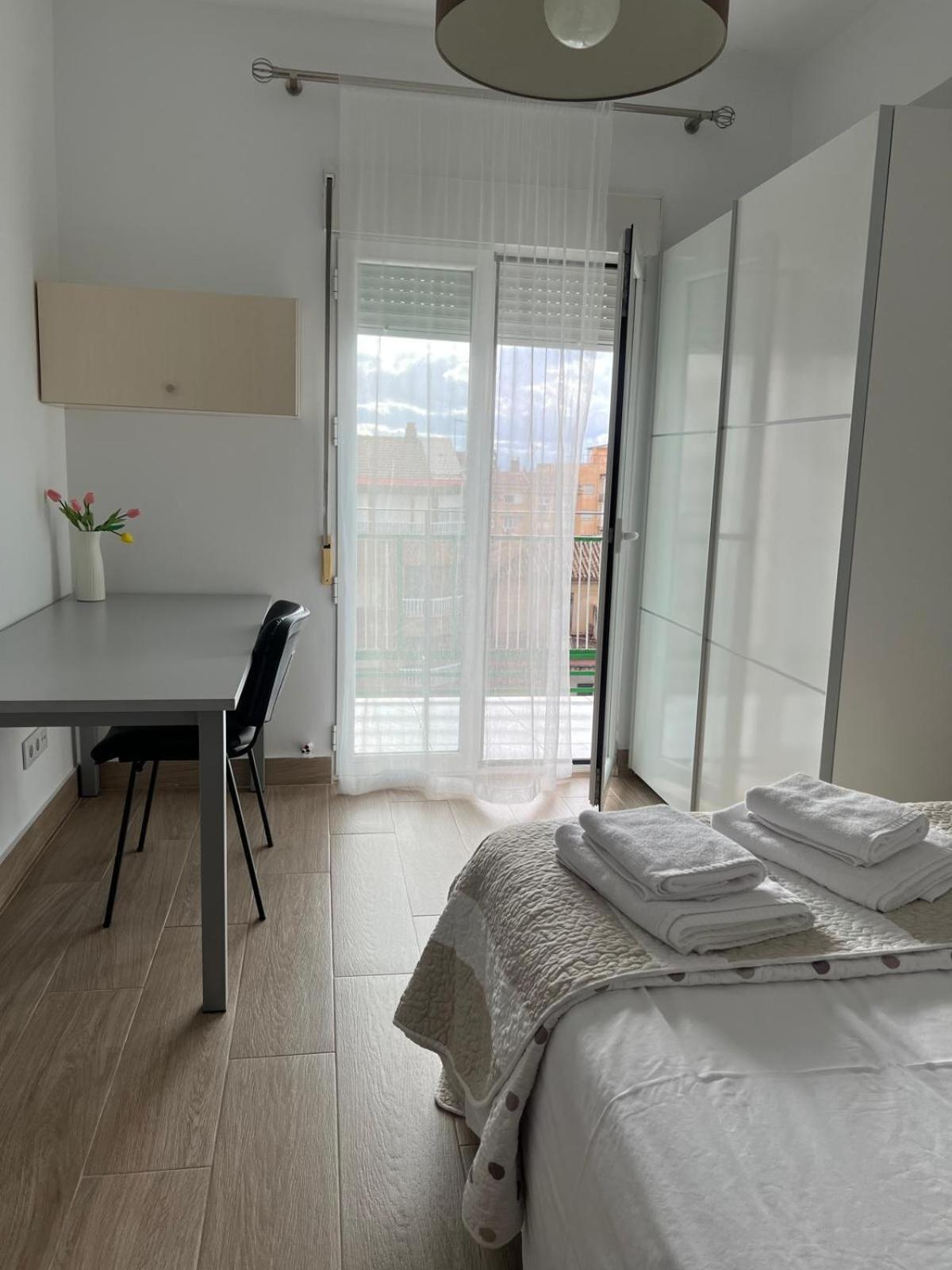 H&H Suite Espectacular Apartamento En El Centro De Гранада Екстериор снимка