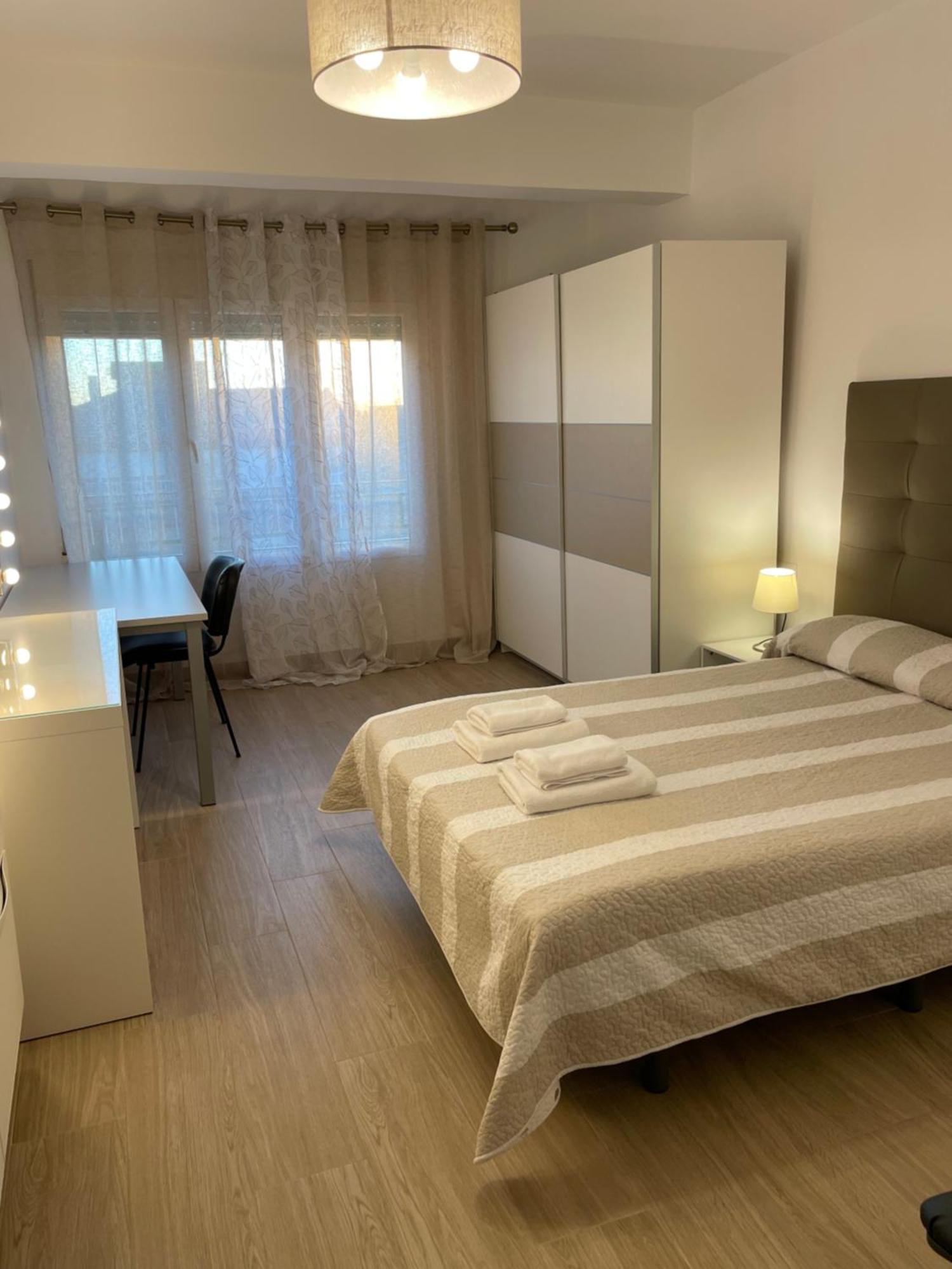 H&H Suite Espectacular Apartamento En El Centro De Гранада Екстериор снимка